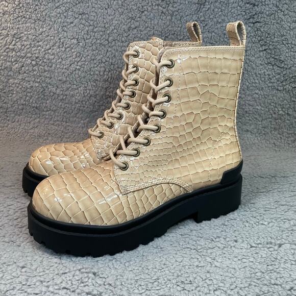 Urban Outfitters Brody Boot Sz 8 Grunge Goth Chunky Croc Platform Combat NWOB - Picture 4 of 11